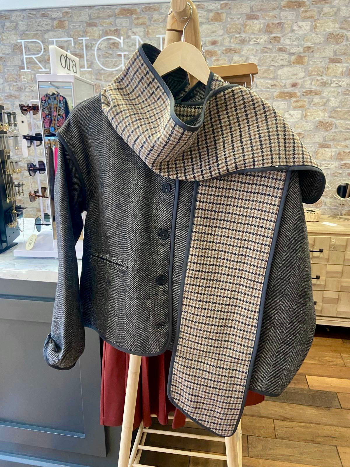 ICHI Frava Black Herringbone Jacket With Contrast Check Scarf