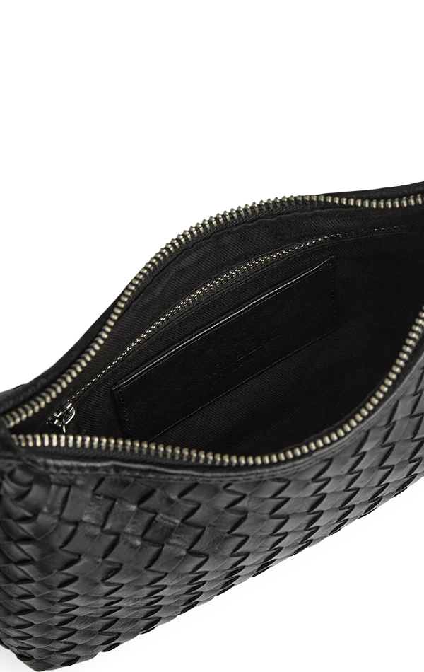 Close-up of Markberg Avenya black woven leather bag zipped interior