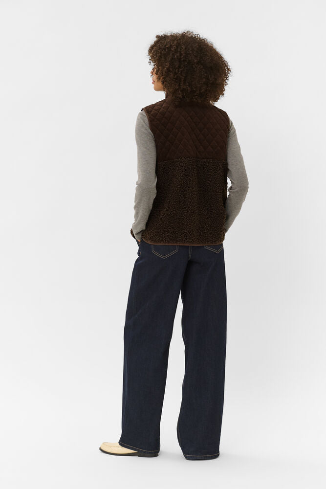 Culture Brown Gilet