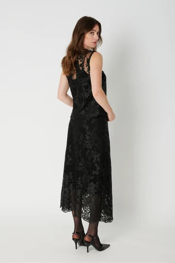 PBOElle lace  long skirt