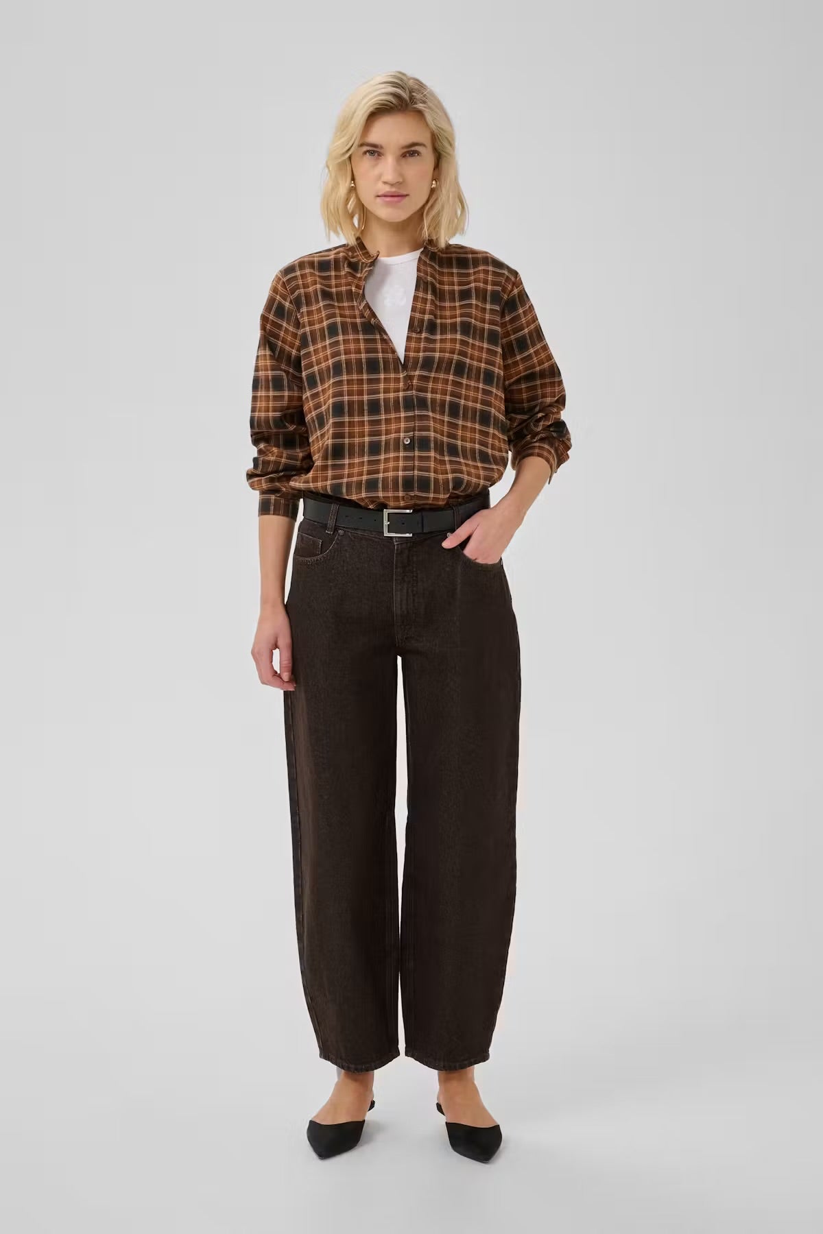 My Essential Wardrobe Lance Barrel Brown Jeans