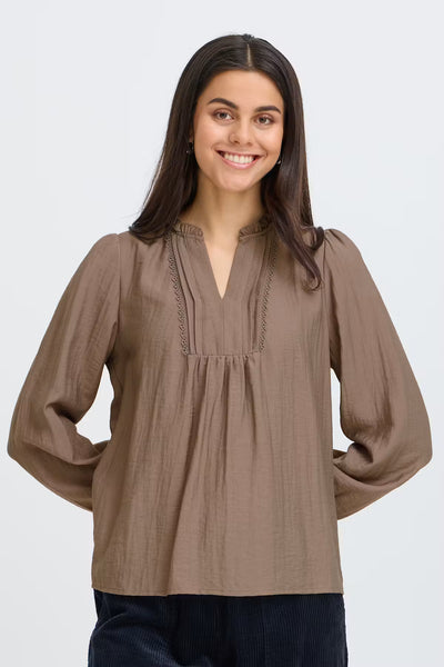 Fransa Gida brown V-neck crinkle blouse front view