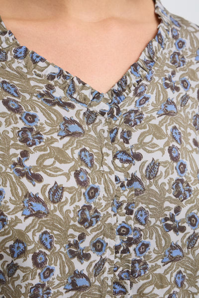 Close-up of Fransa Gladis floral blouse V-neckline and frill trim