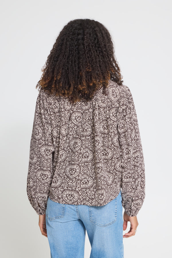 Back view of ICHI Katilio Brown Birch long sleeve printed shirt