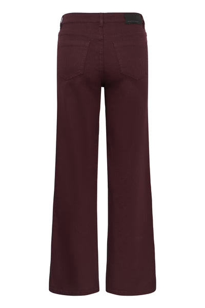 Back view of Kaffe Brook burgundy high waisted twill jeans