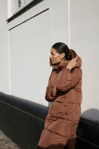 Kaffe Nikalui Friar Brown long hooded winter coat outdoor front view