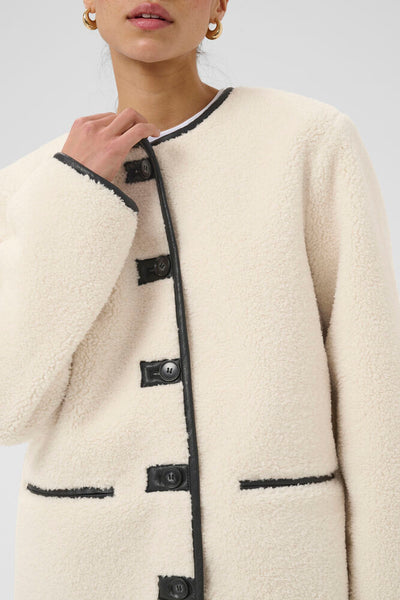 Kaffe Sandra Turtledove teddy jacket black contrast trim close-up