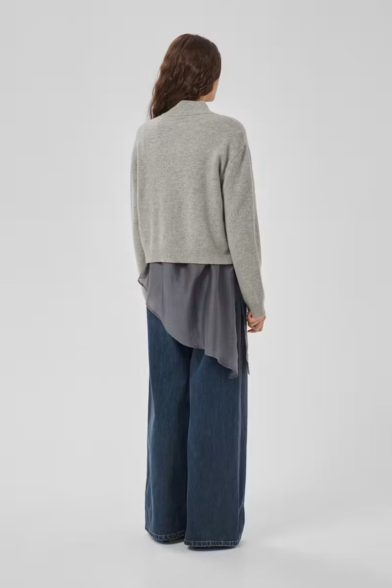 Back view of My Essential Wardrobe Tracy light grey zip-up cardigan styled with jeans
