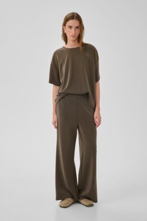 My essential wardrobe helle pant