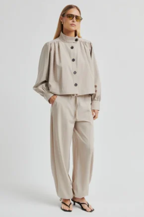 Second female Zoie cargo pant