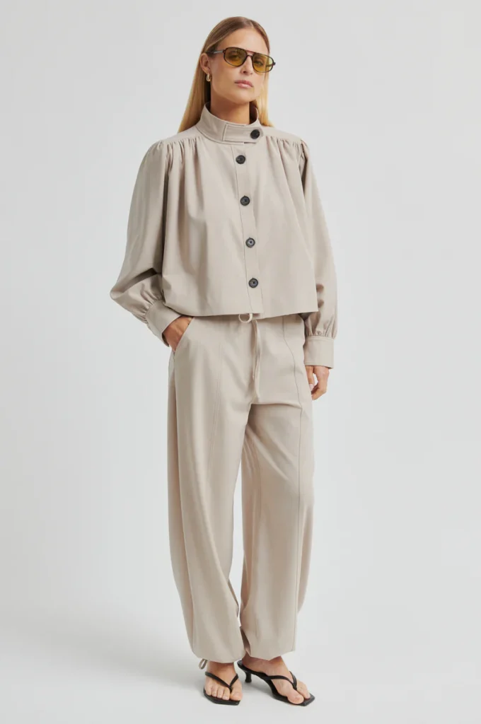 Second female Zoie cargo pant